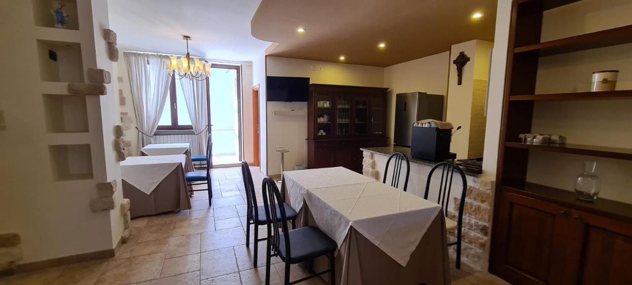 تْشيستيرنِنو Bed And Breakfast La Terrazza المظهر الخارجي الصورة